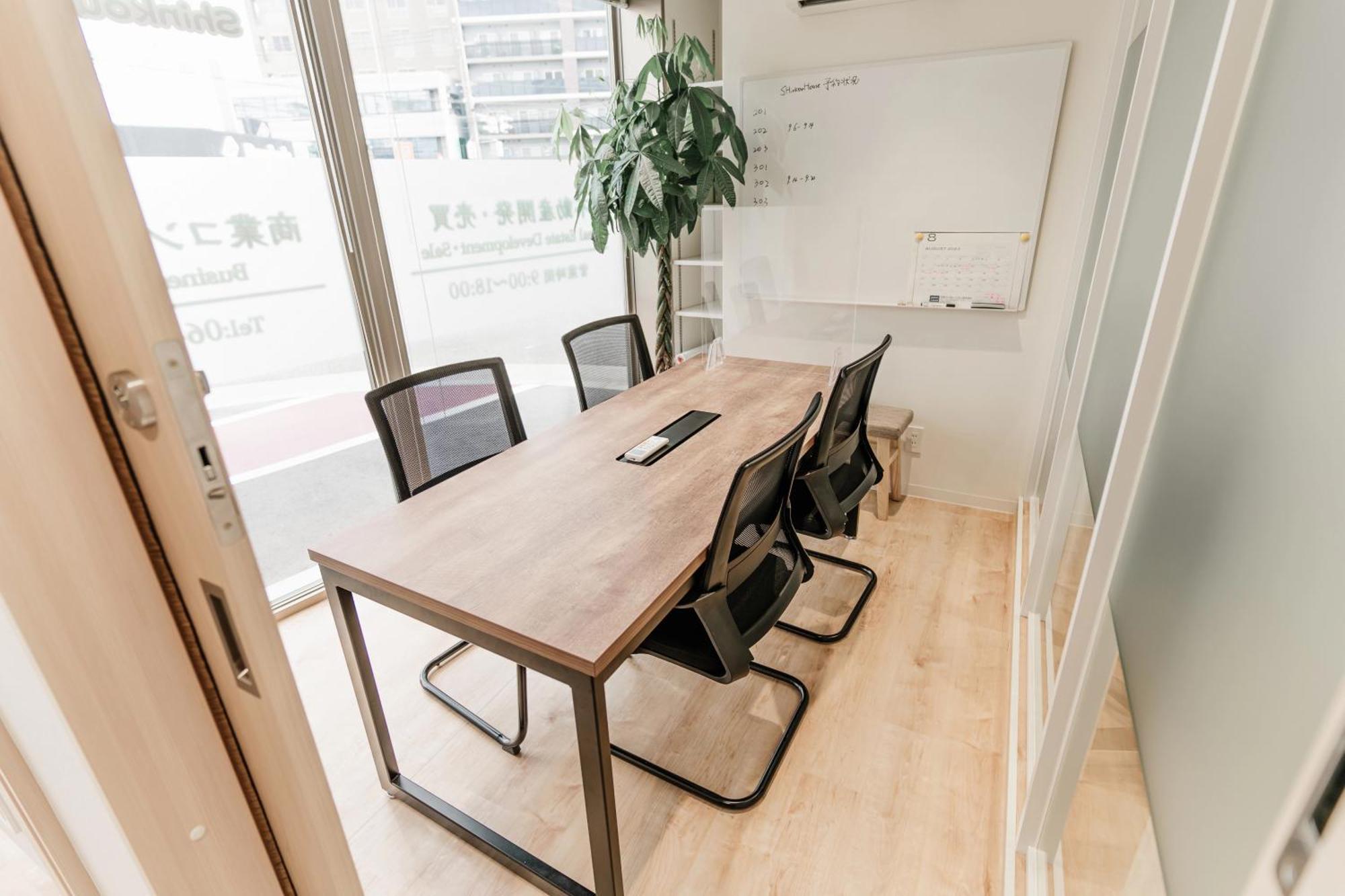 Shinkou House Ue Apartment Osaka Bagian luar foto