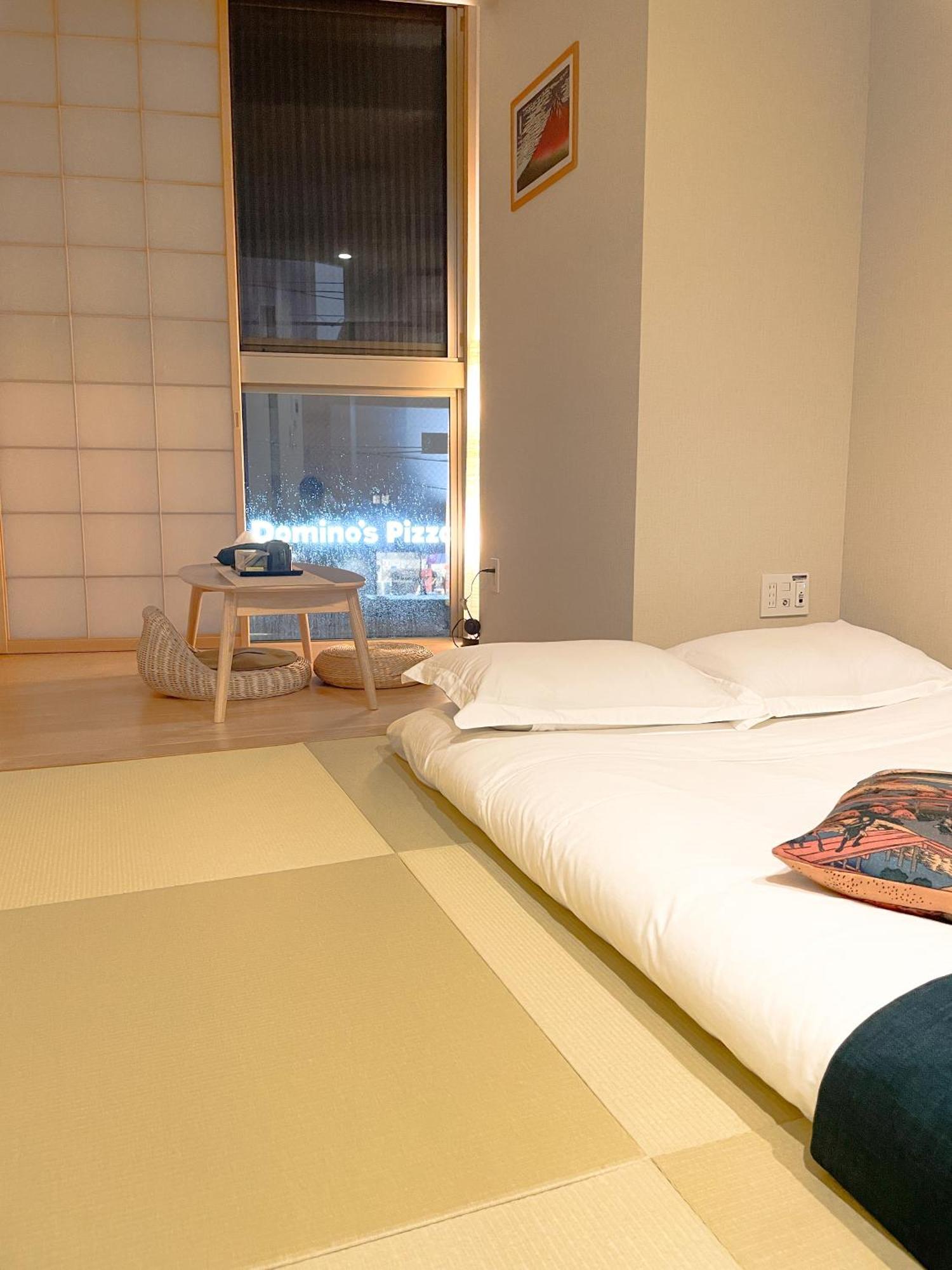 Shinkou House Ue Apartment Osaka Bagian luar foto