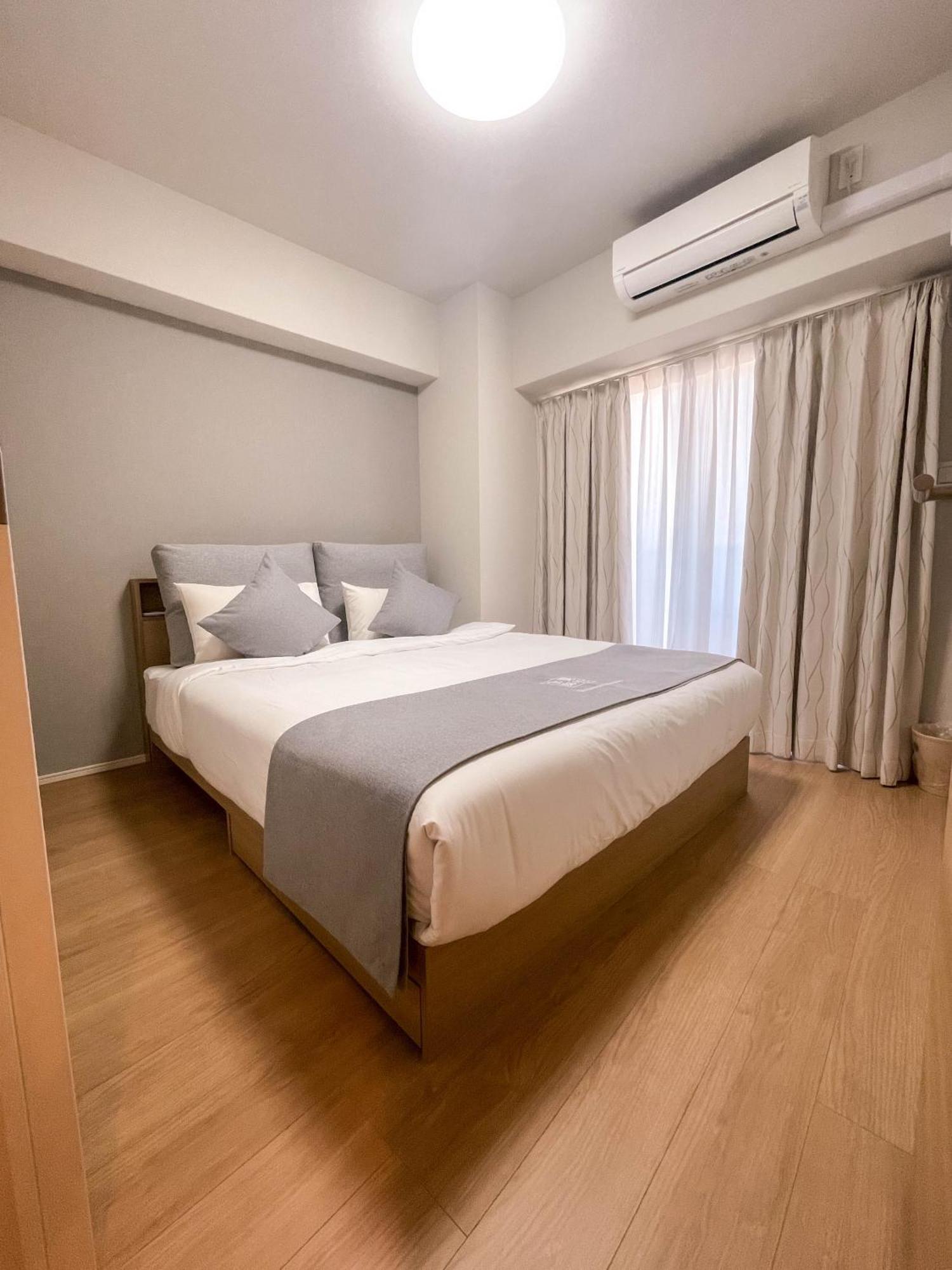 Shinkou House Ue Apartment Osaka Bagian luar foto