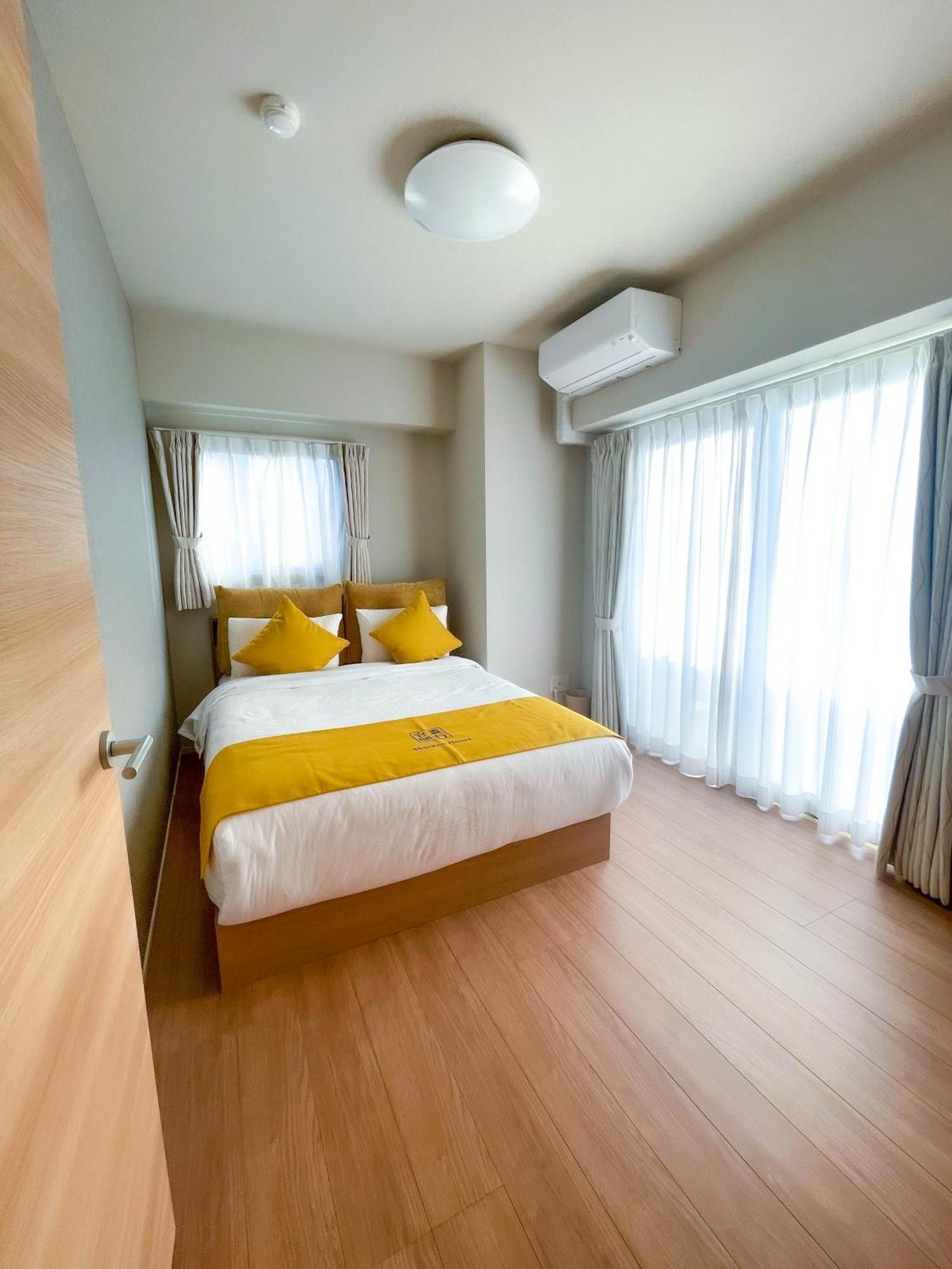 Shinkou House Ue Apartment Osaka Bagian luar foto